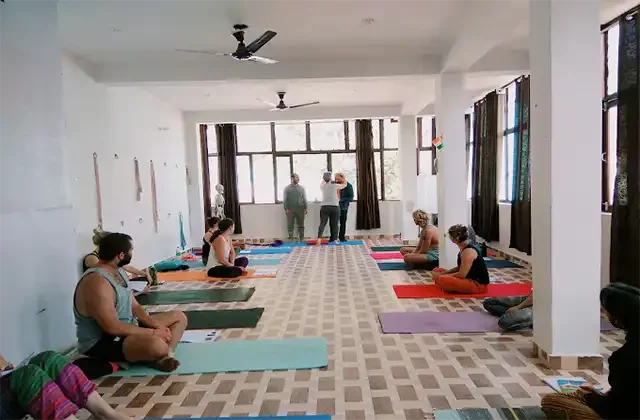 Mantra Yoga & Meditation School - dharamshala yoga training