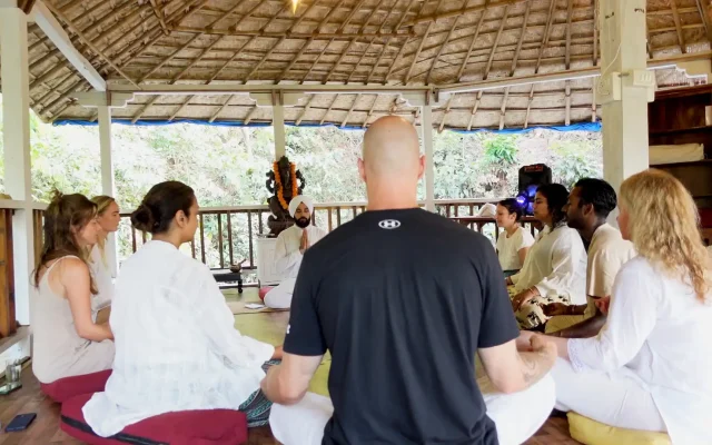 yoga training school in india